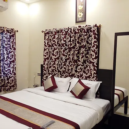 Barnabas Homestay Thanjavur Exterior photo