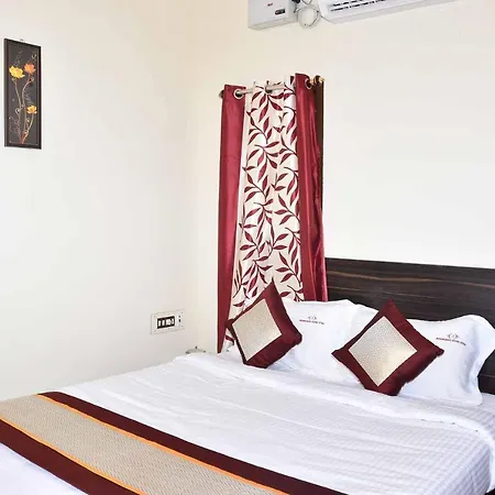 Barnabas Homestay Thanjavur Exterior photo