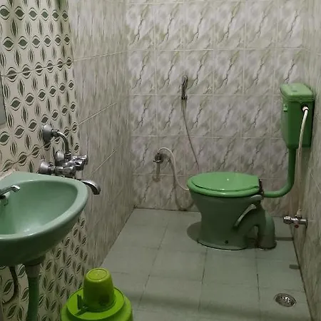 Barnabas Homestay Thanjavur Exterior photo